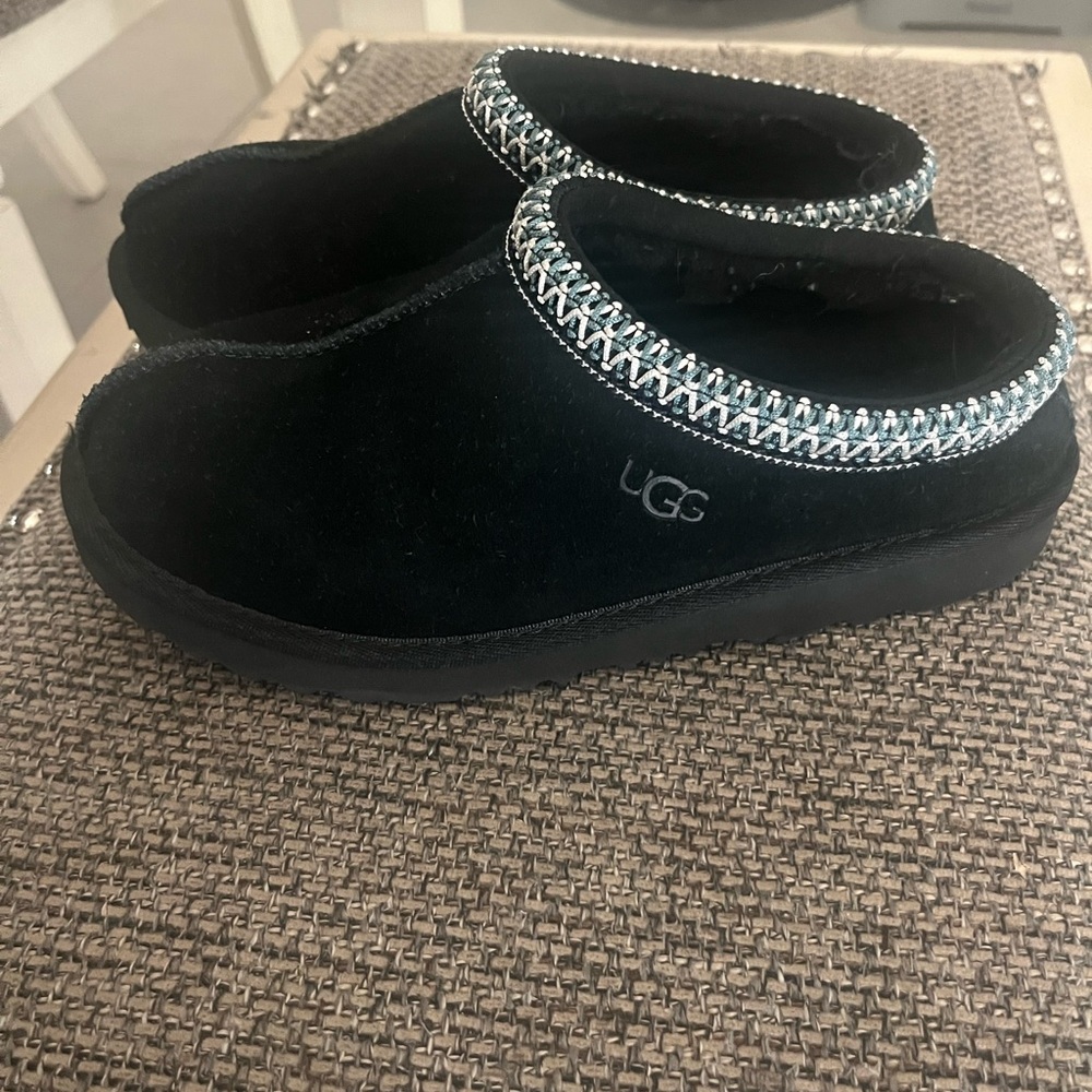 Uggs Tasman